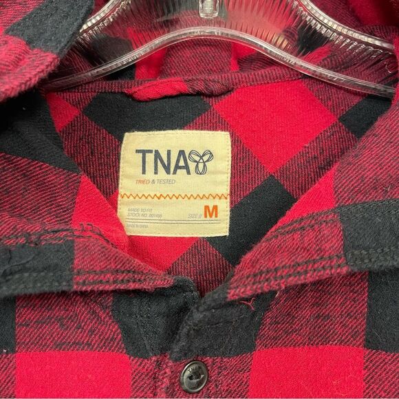 Aritzia TNA Brewster Boyfriend Hooded Buffalo Plaid Flannel Shirt Shaket M Red - Picture 5 of 16